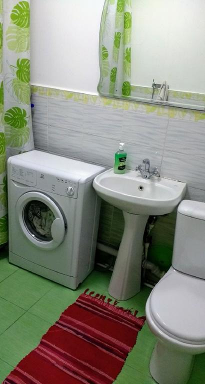 Almaty Central Hostel エクステリア 写真